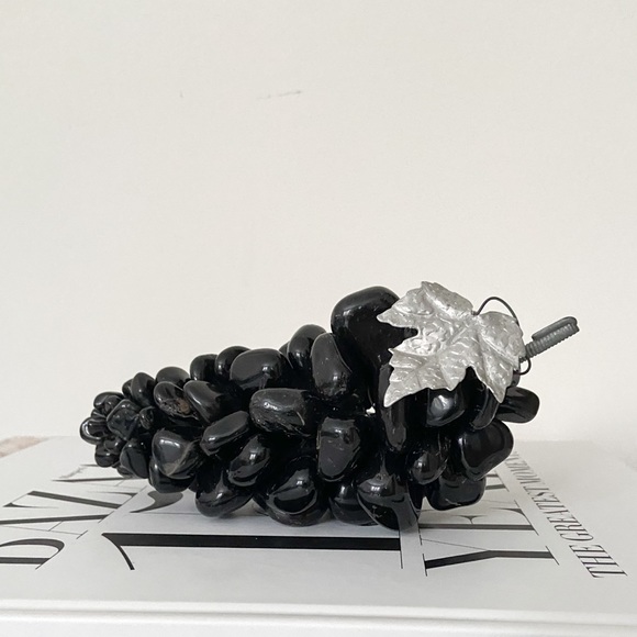Vintage Black Stone Grapes - Picture 2 of 3